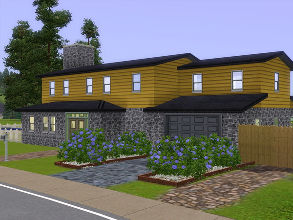 Sims 3 — Littlestreet 23 by simperfect1991 — Nice house with lots of space. There is a nice garage, three bedrooms and a