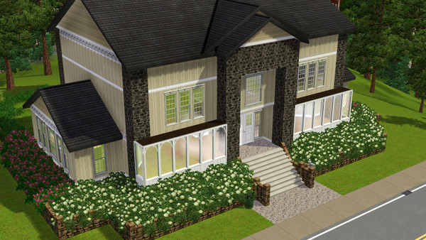 Sims 3 — The Carriage House by ltoole — 3BR, 4 bath, with pool, patio, gardens, sunrooms, and an open floorplan. Minimal