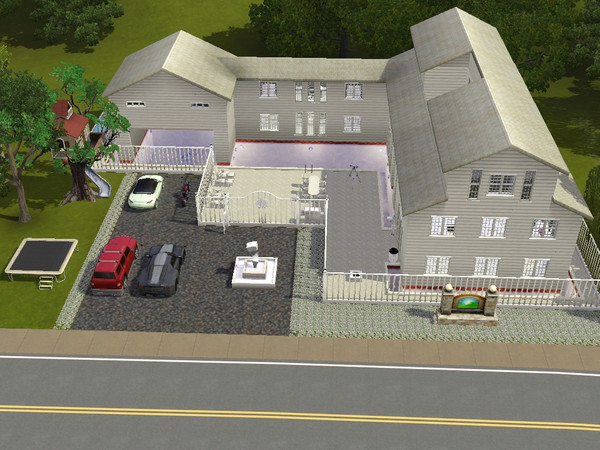 Sims 3 — Pristine-star Villa by Xodess — This is a nice 3-story house for your celebrity sims, or just a sim family that