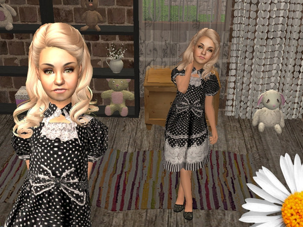 Sims 2 — Olivia by LovelyDaisies2 — This is Olivia. To download her, the best way would be using Sims 2 Clean Installer