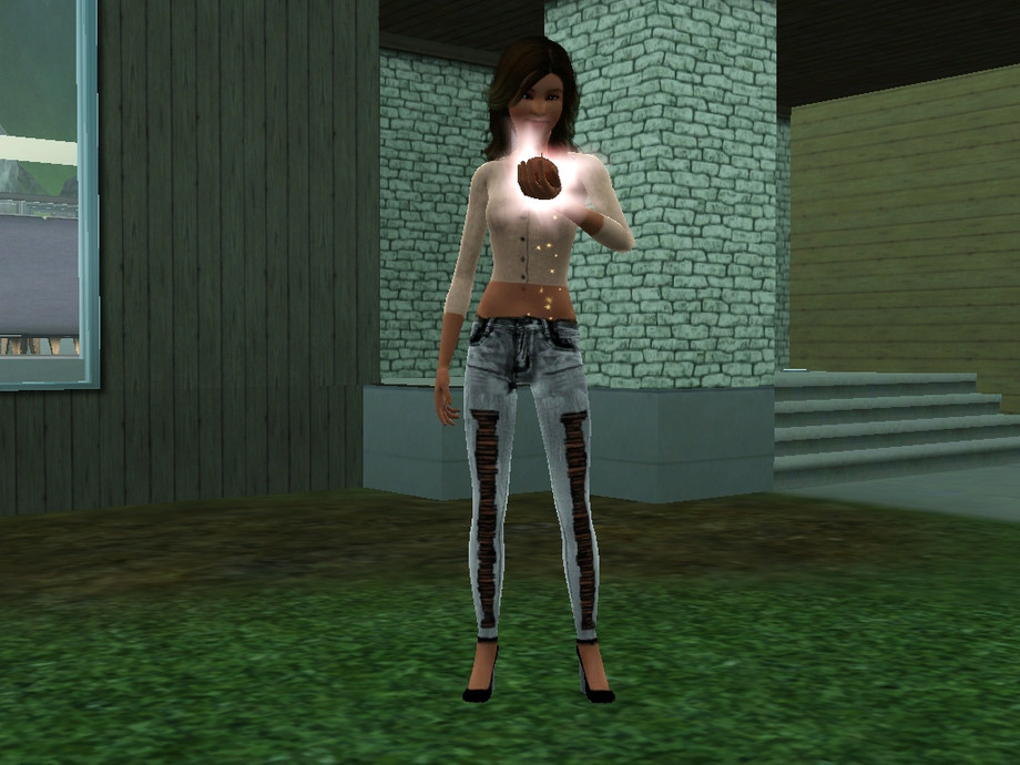 smileface101's Alyssa Milano as Phoebe Halliwell