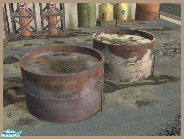 Sims 2 — Corroded Gas Tank by Cyclonesue — An industrial decorative item in two colours (found under Decorative/Misc)