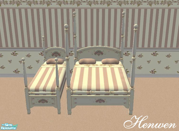 Sims 2 — Country Bed White by Henwen — A whiter shade than the original. Still has that antiqued look.