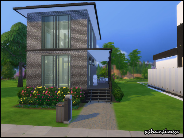 Sims 4 — Converted Loft Townhouse. by naora2 — Trendy, spacious home. Great for the urban sim who loves art! No CC