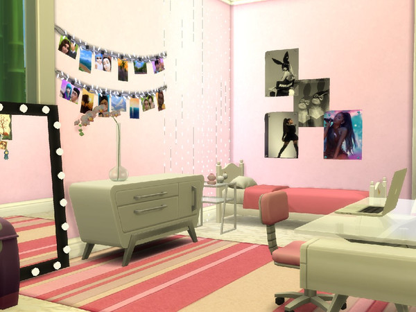 Sims 4 — Bunny - Ariana Grande Tour Posters V1 by bonbunny — Dangerous Woman Tour posters for your sim's wall. These