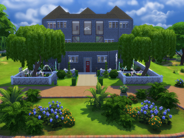 Sims 4 — Gorgeous Brick Mansion by BeccaB3232 — Walking up to this beautiful home, you will see fountains to your left