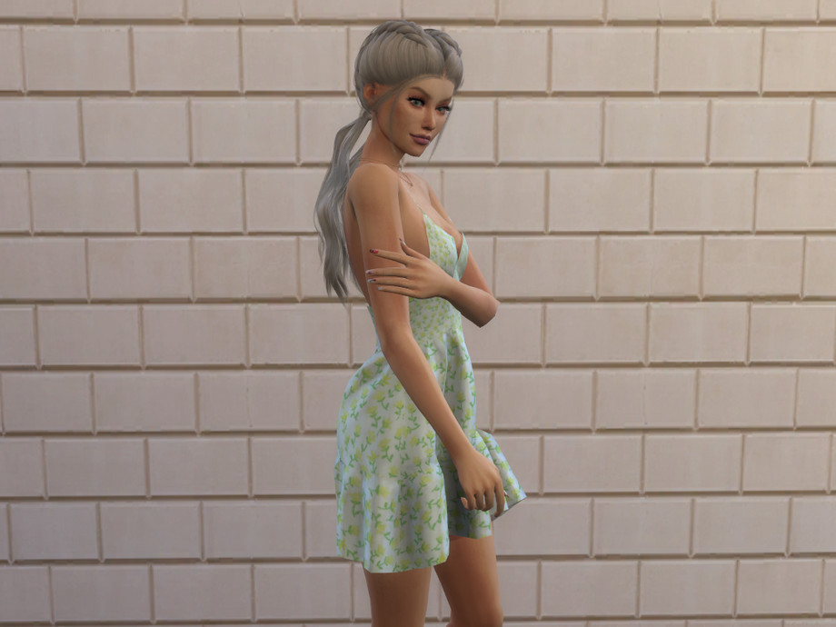 The Sims Resource - Sims 4 Moschino Chic Dress