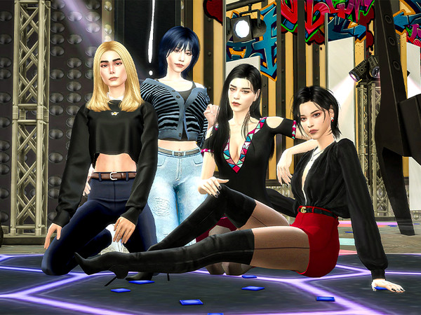 Sims 4 — Frame 0 3 by Simmer_creator9 — Frame 03 Group pose pack (3 Poses) Note: phone Teleporter & Pose Player