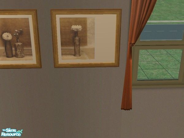 Sims 2 — Always Present I by Mutske — Nice 2 paintings from the collections Always Present. With a new frame to match.